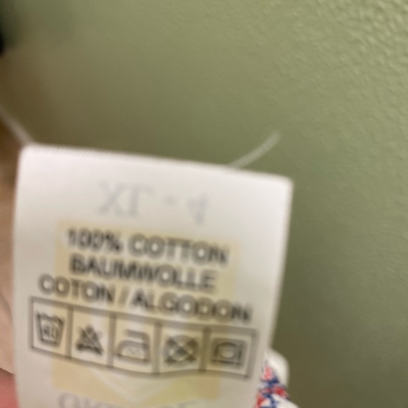 Greek cotton embroidered top. - Picture 6 of 6